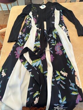 Diane Von Furstenberg print wrap dress new with tags size 8